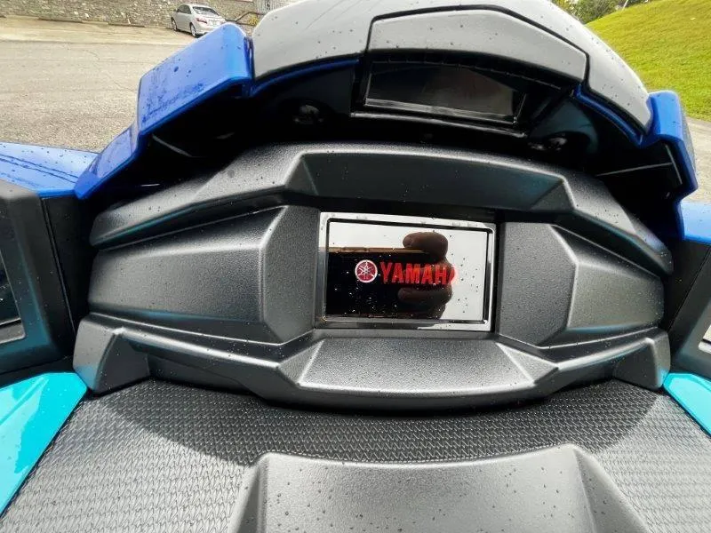 Slide: The Image of Yamaha Waverunner VX Deluxe w/ Audio 2025 - 22