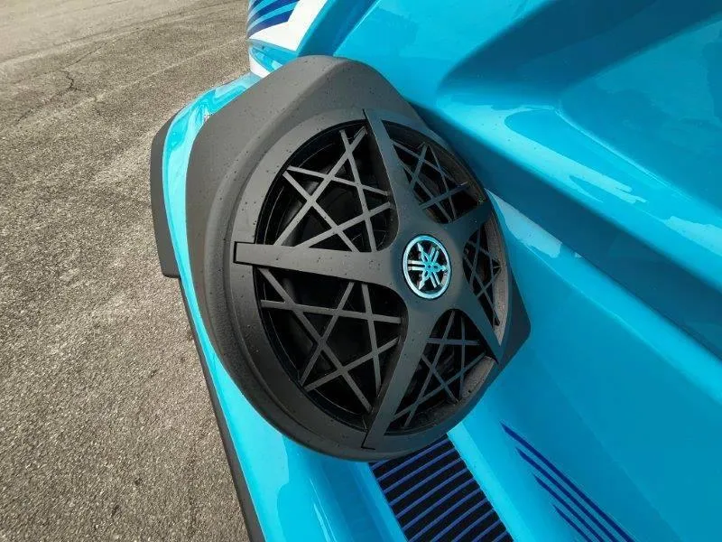 Slide: The Image of Yamaha Waverunner VX Deluxe w/ Audio 2025 - 23