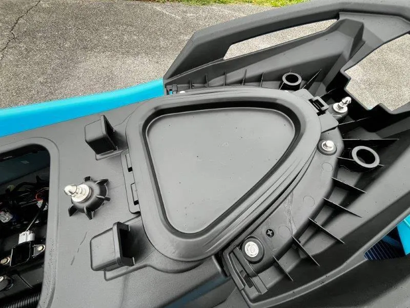 Slide: The Image of Yamaha Waverunner VX Deluxe w/ Audio 2025 - 46