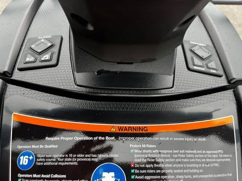 Slide: The Image of Yamaha Waverunner VX Deluxe w/ Audio 2025 - 25