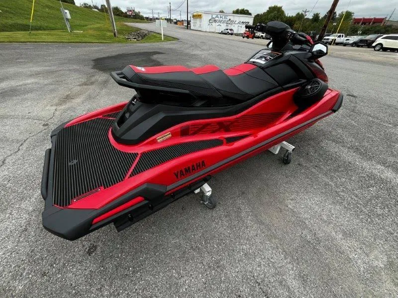 Slide: The Image of Yamaha Waverunner VX Deluxe w/ Audio 2025 - 3