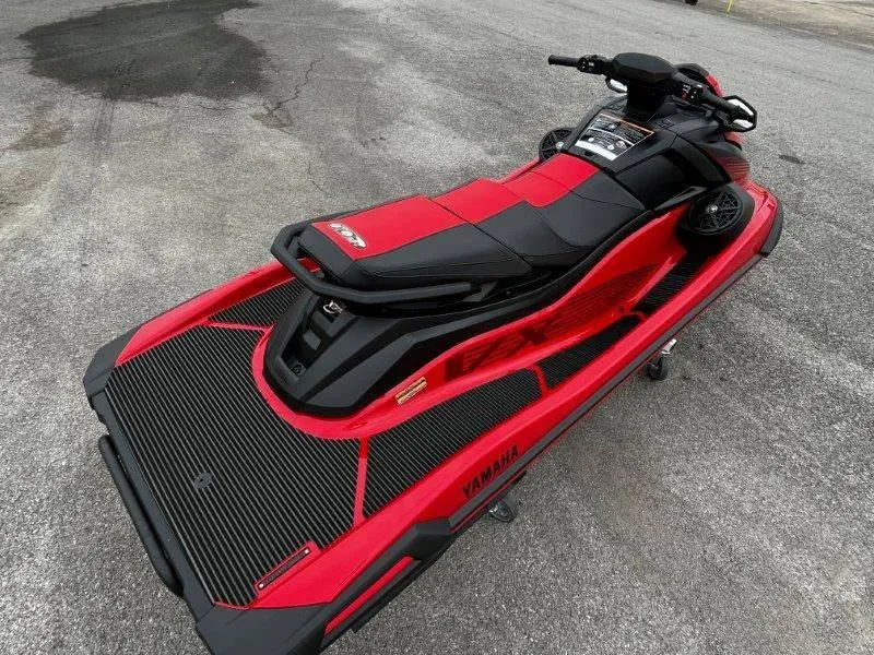 Slide: The Image of Yamaha Waverunner VX Deluxe w/ Audio 2025 - 36