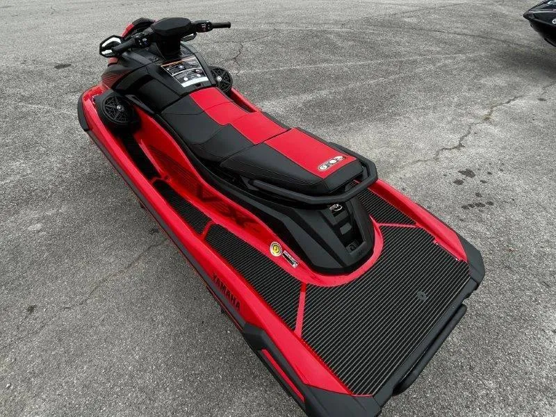 Slide: The Image of Yamaha Waverunner VX Deluxe w/ Audio 2025 - 37