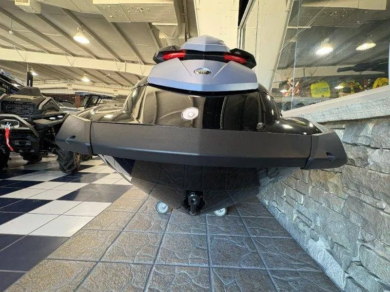 Slide: The Image of Yamaha Waverunner VX Cruiser 2025 - 22