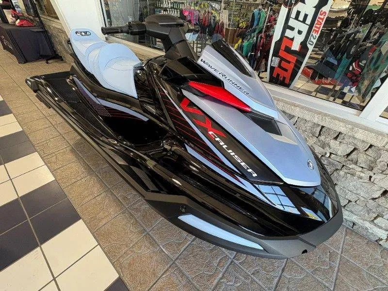 Slide: The Image of Yamaha Waverunner VX Cruiser 2025 - 34