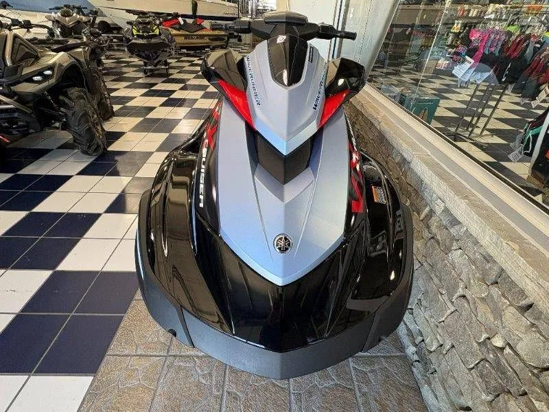 Slide: The Image of Yamaha Waverunner VX Cruiser 2025 - 36