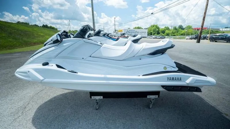 The Image of Yamaha Waverunner VX Cruiser 2025 - 1