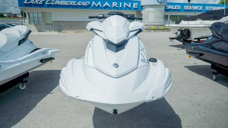 Slide: The Image of Yamaha Waverunner VX Cruiser 2025 - 3