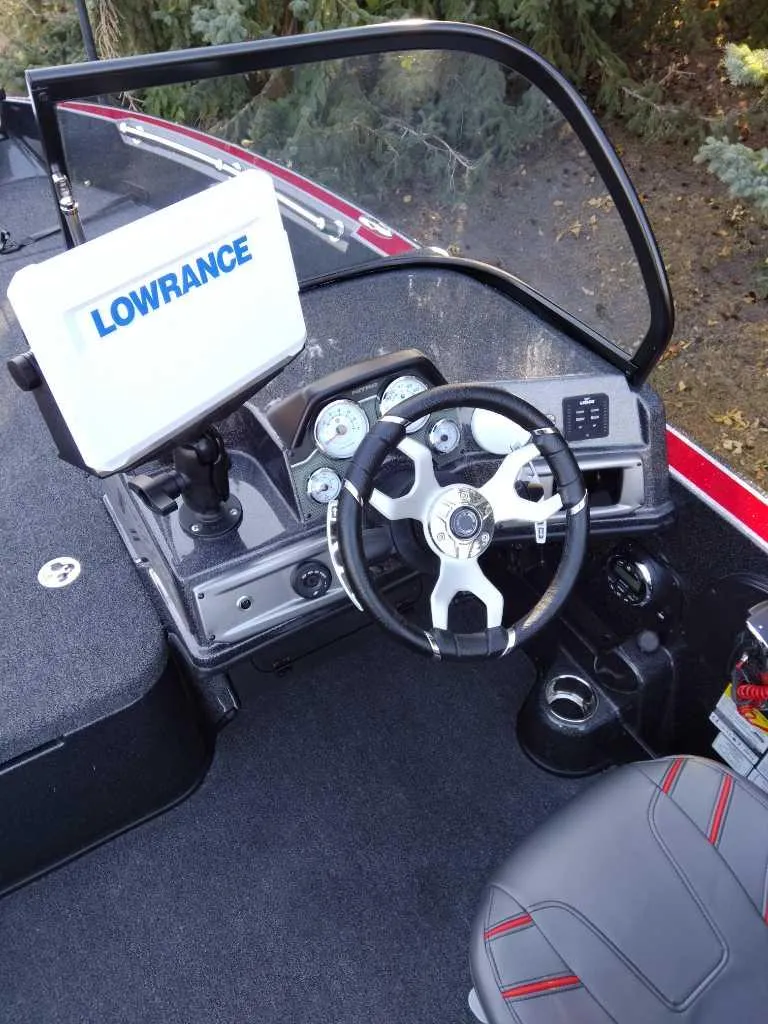 Slide: The Image of 2024 Nitro ZV20 Pro boat dashboard with Lowrance navigation system. - 9