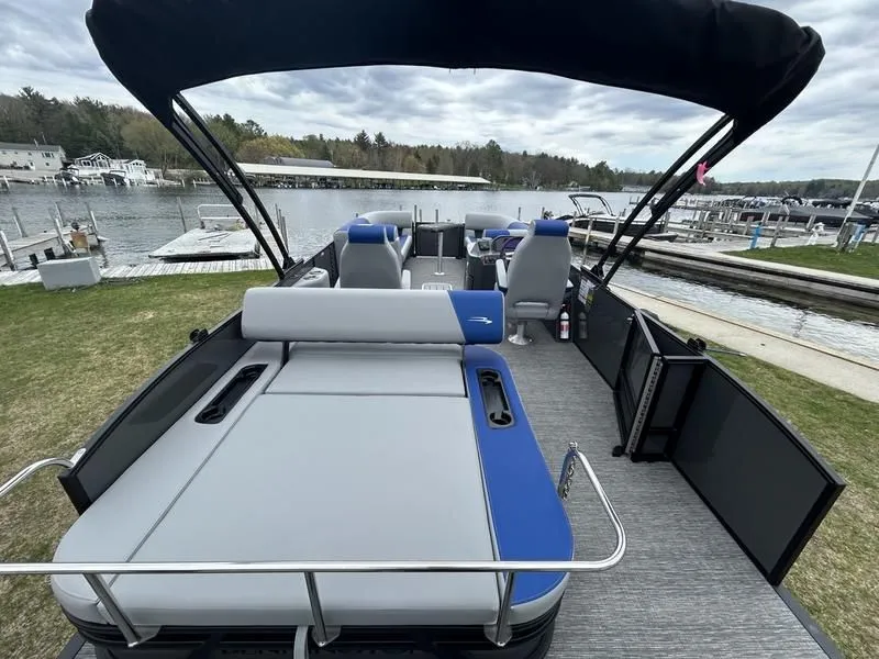 Slide: The Image of Bennington 22SSB-SPSSR 2024 - 6