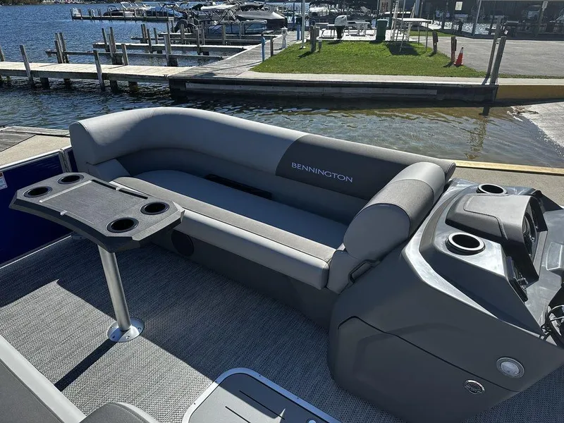 Slide: The Image of Bennington 22SVSR-SPSSR 2024 - 12