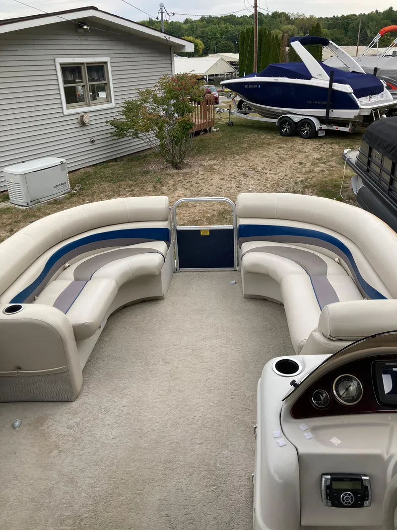 Slide: The Image of South Bay 520CR 2012 - 8