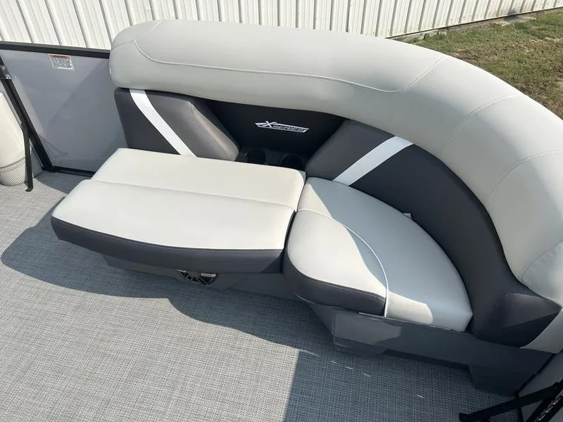 Slide: The Image of Sylvan Mirage X1 2024 - 9