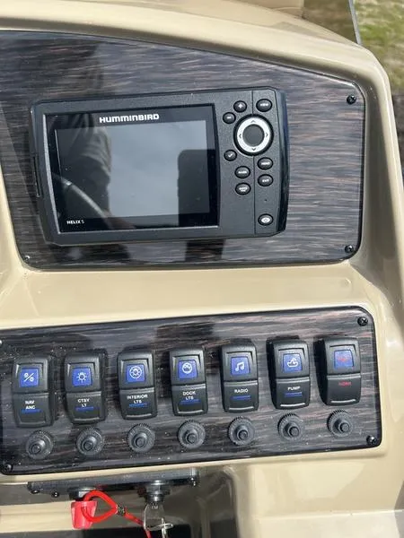 Slide: The Image of Sylvan Mirage X1 2024 - 10