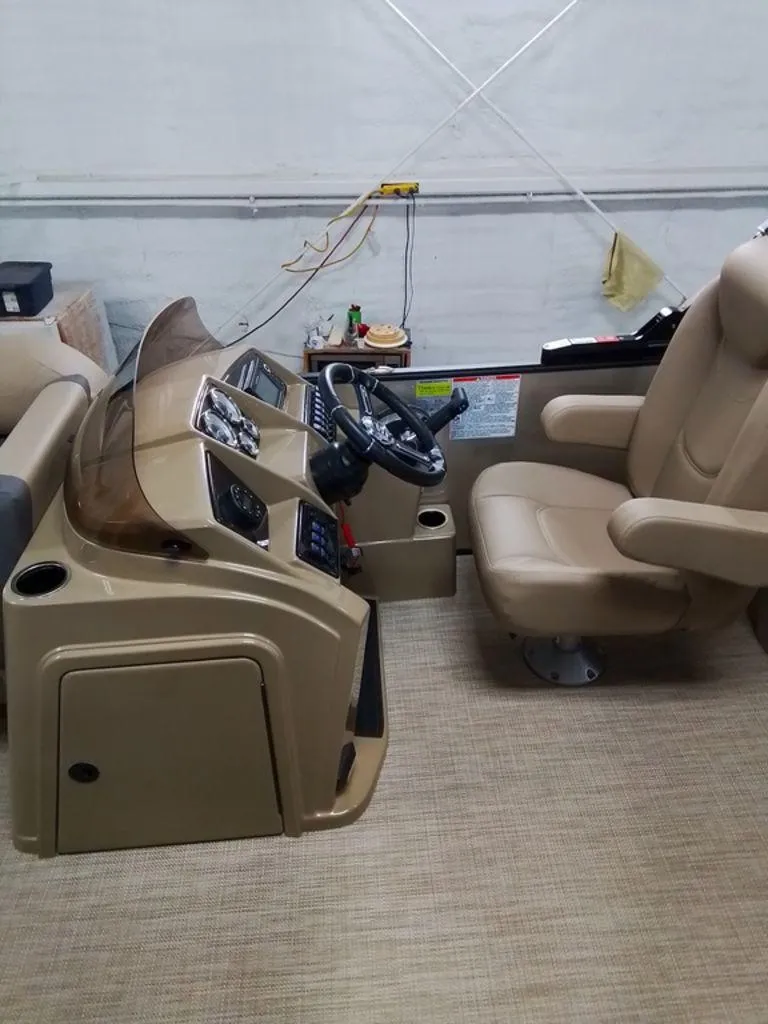 Slide: The Image of Sylvan Mirage X1 2024 - 17