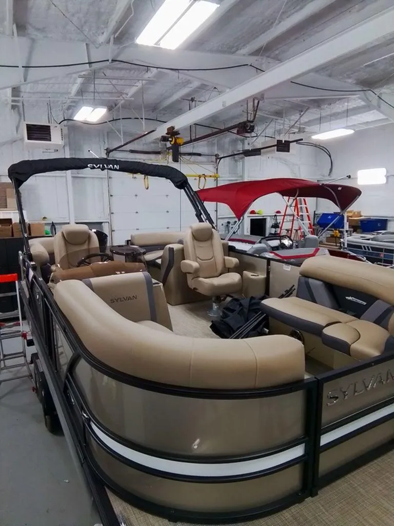 Slide: The Image of Sylvan Mirage X1 2024 - 18