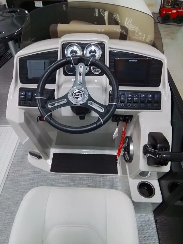 Slide: The Image of Sylvan Mirage X1 CLZ D 2024 - 13