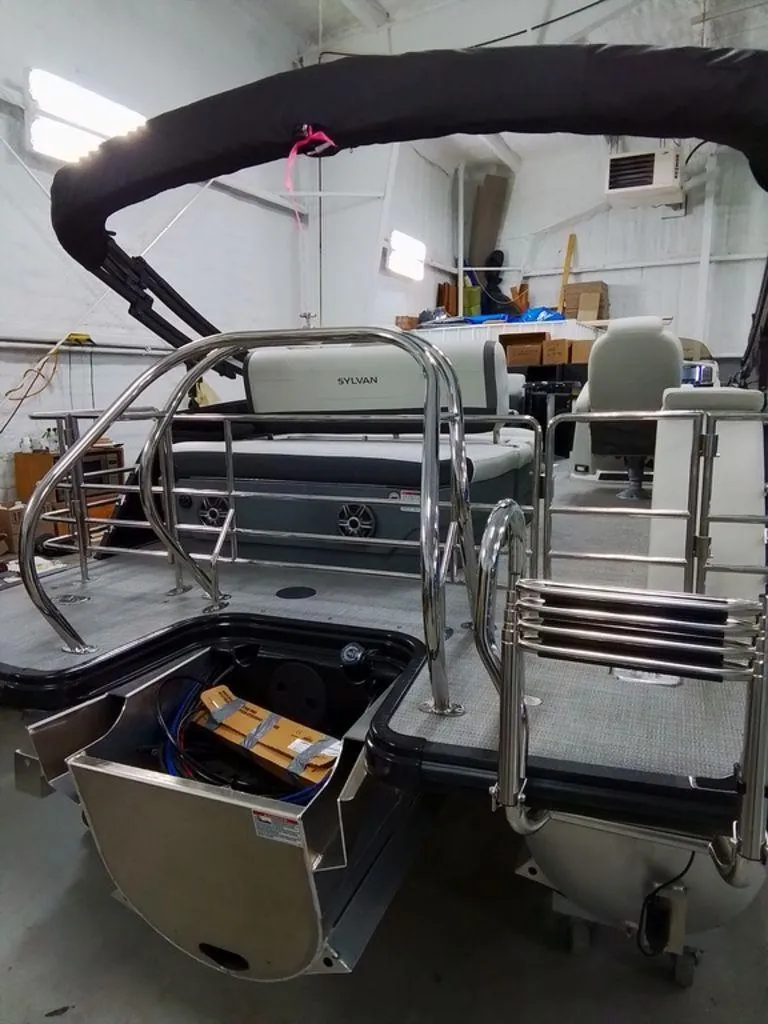 Slide: The Image of Sylvan Mirage X1 CLZ D 2024 - 25