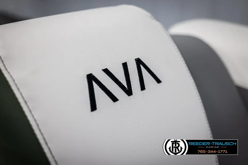 Slide: The Image of Avalon LSZ CRB 2025 seat detail with logo, Reeder-Trausch Marine branding. - 39