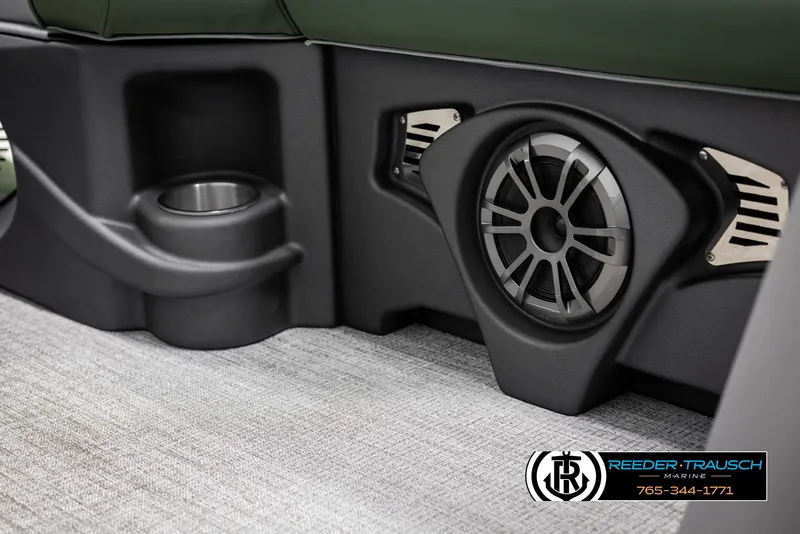 Slide: The Image of 2025 Avalon LSZ CRB interior speaker and cup holder detail. - 41