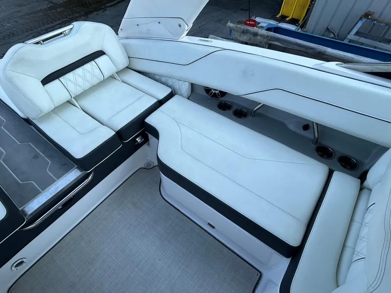 Slide: The Image of L-Shaped Seating - 17