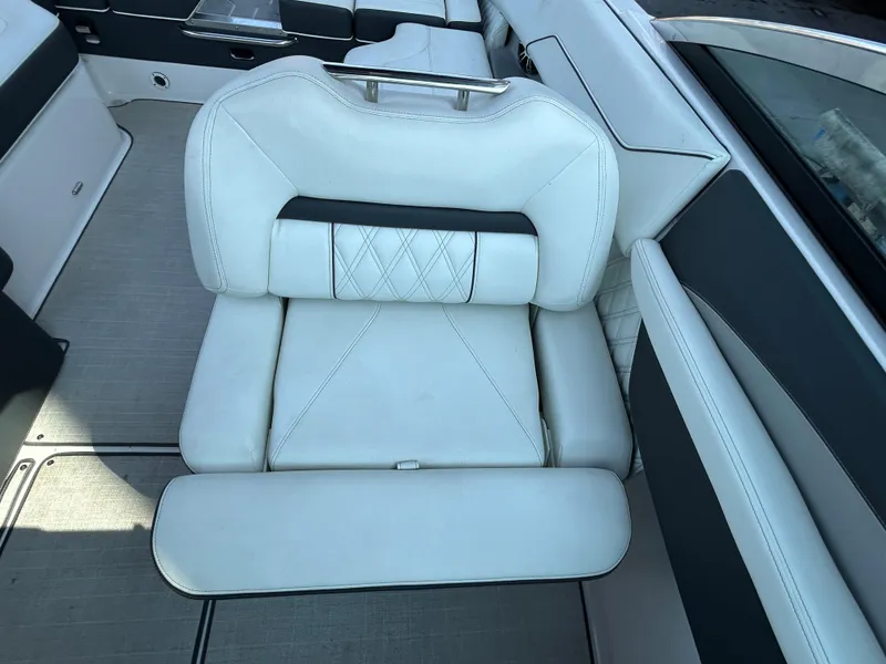 Slide: The Image of Companion seat - 29
