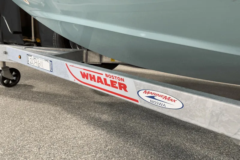 Slide: The Image of Boston Whaler 170 Montauk 2025 - 62