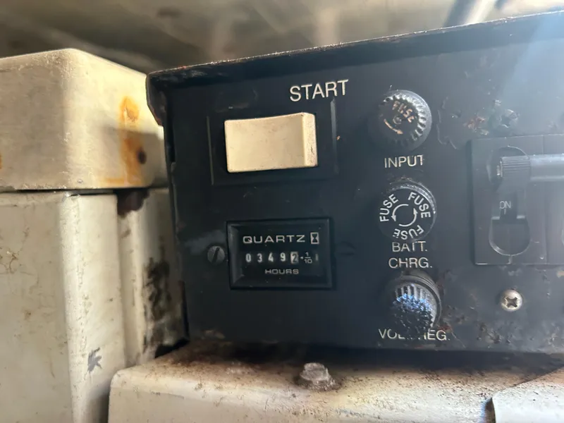 Slide: The Image of Wellcraft 330 Coastal 1999 - 59