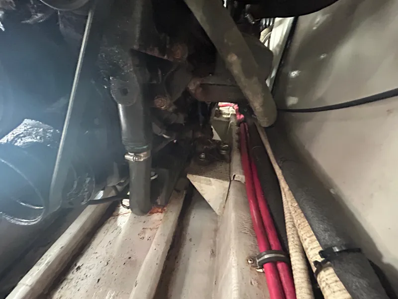 Slide: The Image of Wellcraft 330 Coastal 1999 - 86