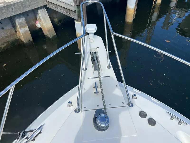 Slide: The Image of Wellcraft 330 Coastal 1999 - 99