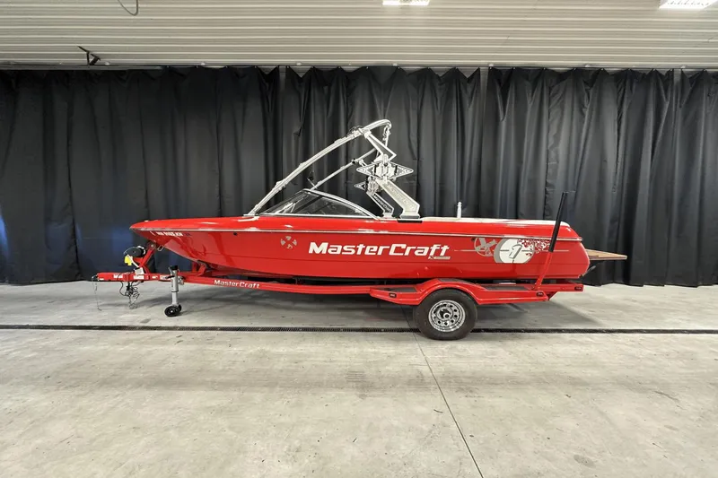 Slide: The Image of MasterCraft X Series 2009 - 0