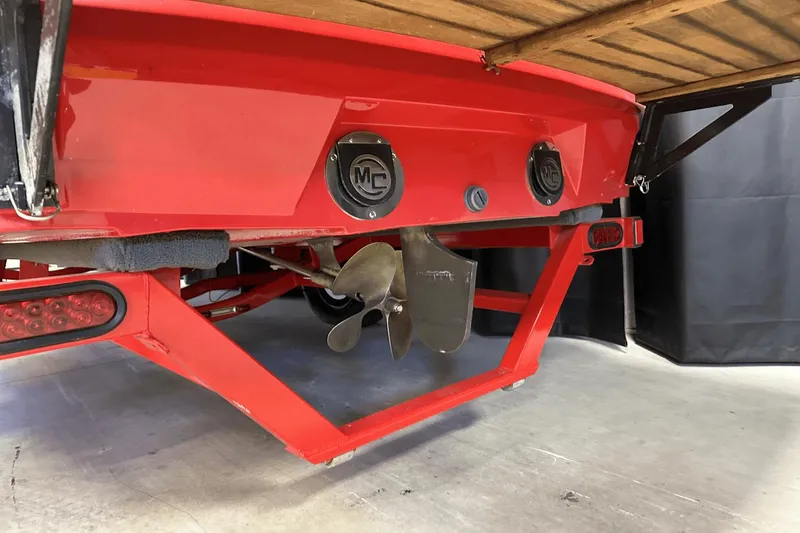 Slide: The Image of MasterCraft X Series 2009 - 10