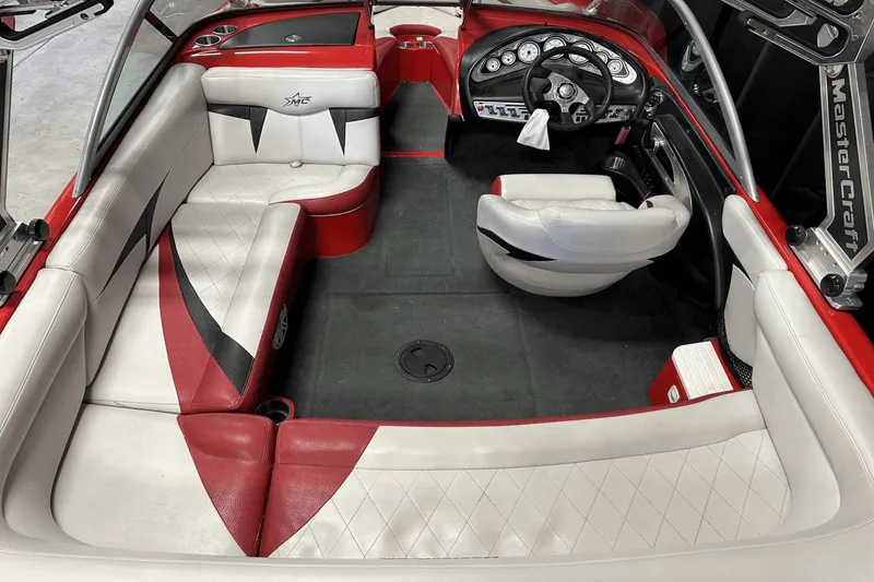 Slide: The Image of MasterCraft X Series 2009 - 22