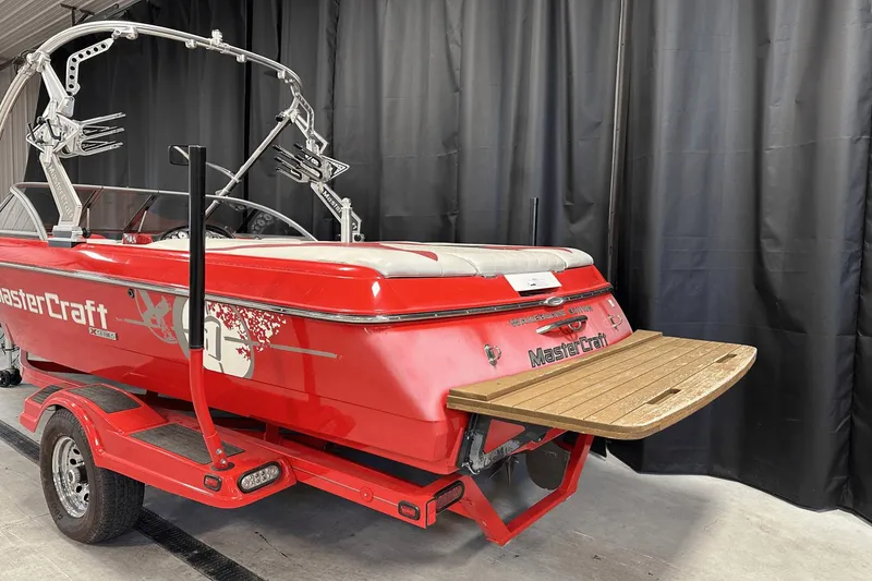 Slide: The Image of MasterCraft X Series 2009 - 3