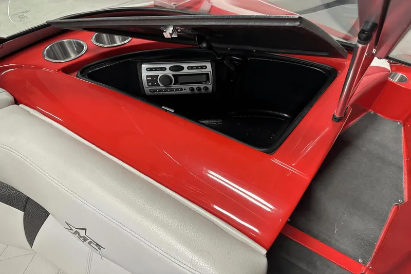 Slide: The Image of MasterCraft X Series 2009 - 41