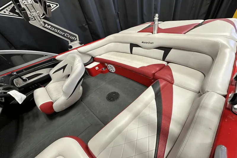 Slide: The Image of MasterCraft X Series 2009 - 8