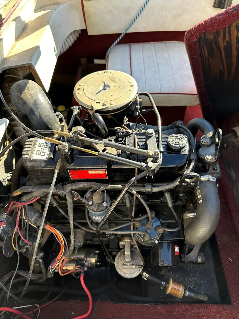 Slide: The Image of Glastron GALAXIE 1988 - 8