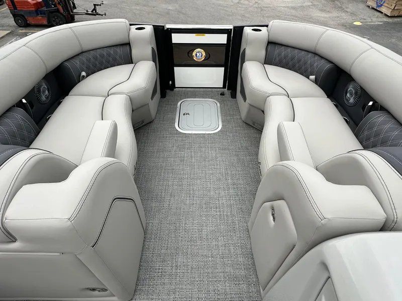 Slide: The Image of Barletta L25UE 2025 - 19