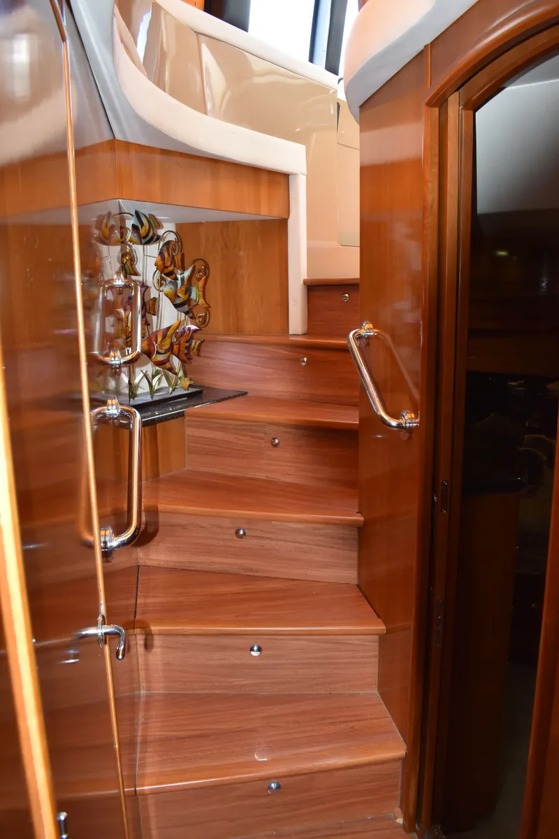 Slide: The Image of Carver Yachts 570 Voyager Pilothouse 2001 - 24