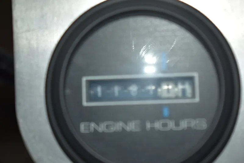 Slide: The Image of Carver Yachts 570 Voyager Pilothouse 2001 - 40