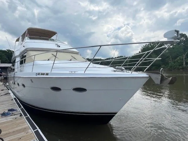 Slide: The Image of Carver Yachts 570 Voyager Pilothouse 2001 - 7