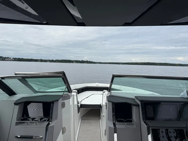 Slide: The Image of Cobalt R33 2024 - 4