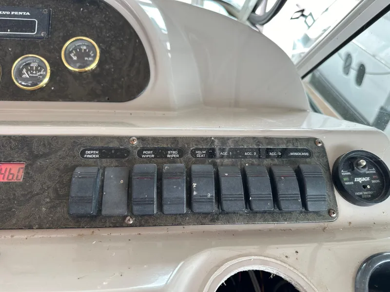 Slide: The Image of Cruisers 4450 2002 - 15