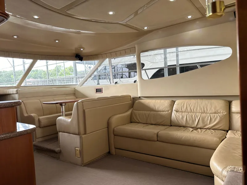 Slide: The Image of Cruisers Yachts 4450 2002 - 20