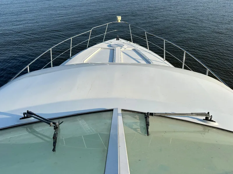 Slide: The Image of Cruisers Yachts 4450 2002 - 59