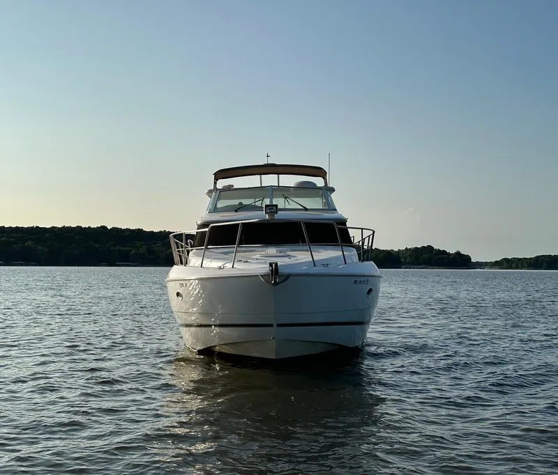 Slide: The Image of Cruisers Yachts 4450 2002 - 65