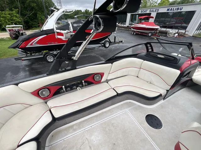 Slide: The Image of Malibu Wakesetter 23 LSV 2012 - 13