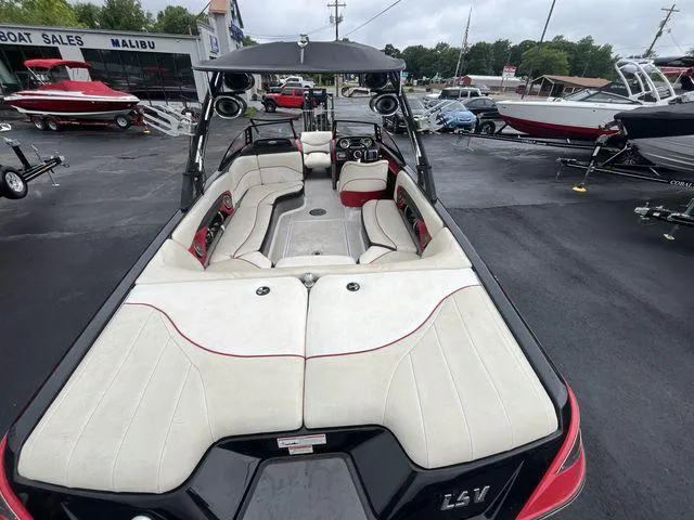 Slide: The Image of Malibu Wakesetter 23 LSV 2012 - 8