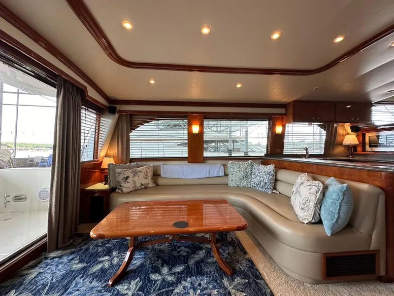 Slide: The Image of Navigator 5800 2009 - 26