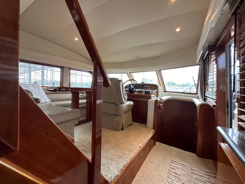 Slide: The Image of Navigator 5800 2009 - 33